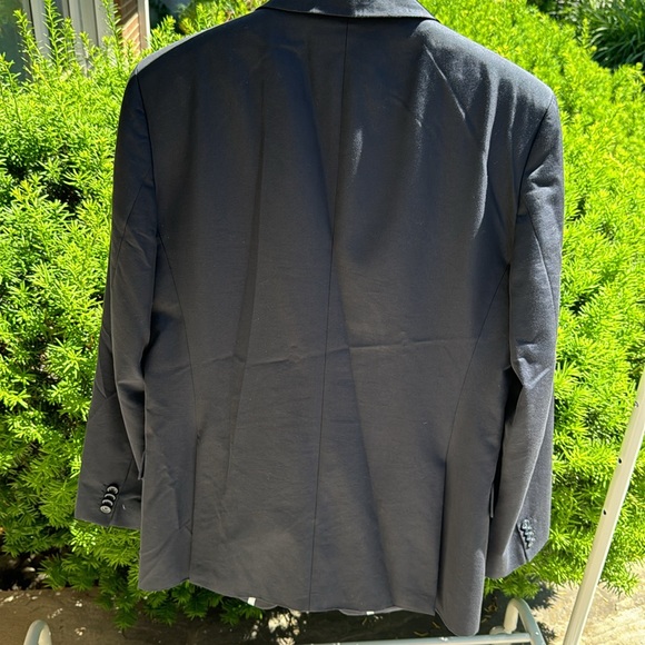 Hugo (boss) navy blazer, 2 button, 40R - Picture 5 of 5